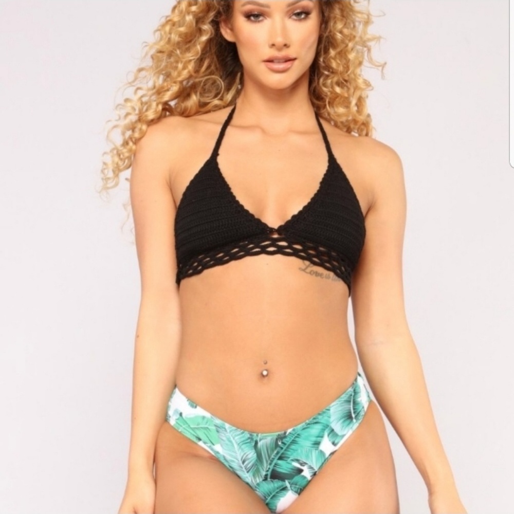 Fashion Nova - Dat Breeze Crochet Bikini